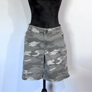 Democracy Ab Solution Women’s High Rise Camouflage Bermuda Shorts Grey Gray 14